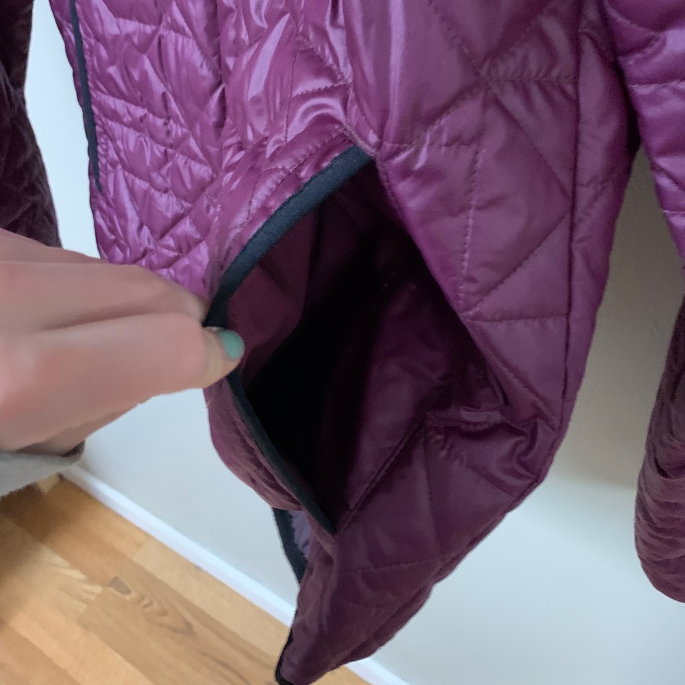 Nike Jacket - Picture 2 of 6